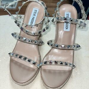 Steve Madden clear studded wedges. Sz 7.5 never worn 🖤